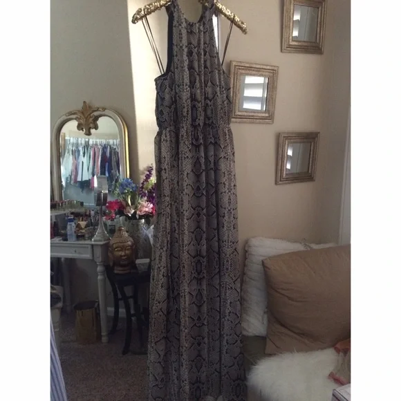 Jessica Simpson Python Maxi - Picture 2 of 4